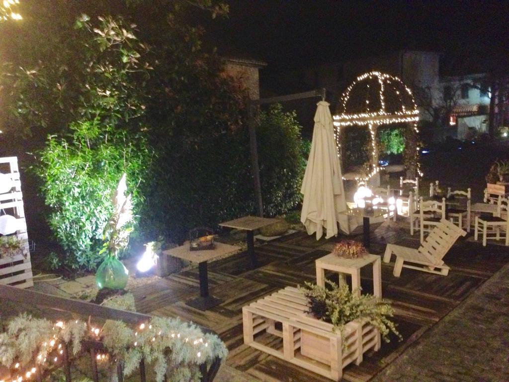 Hotel Le Vigne Di Corvino Casteggio ภายนอก รูปภาพ