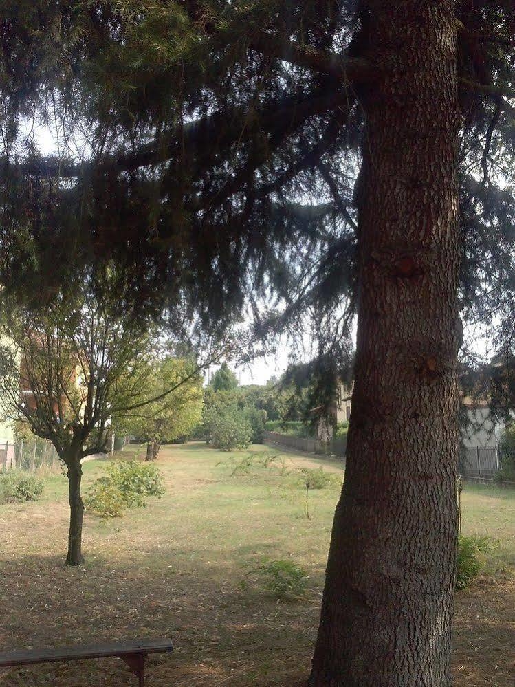 Hotel Le Vigne Di Corvino Casteggio ภายนอก รูปภาพ